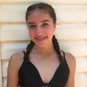 Meet your Posher, Carly